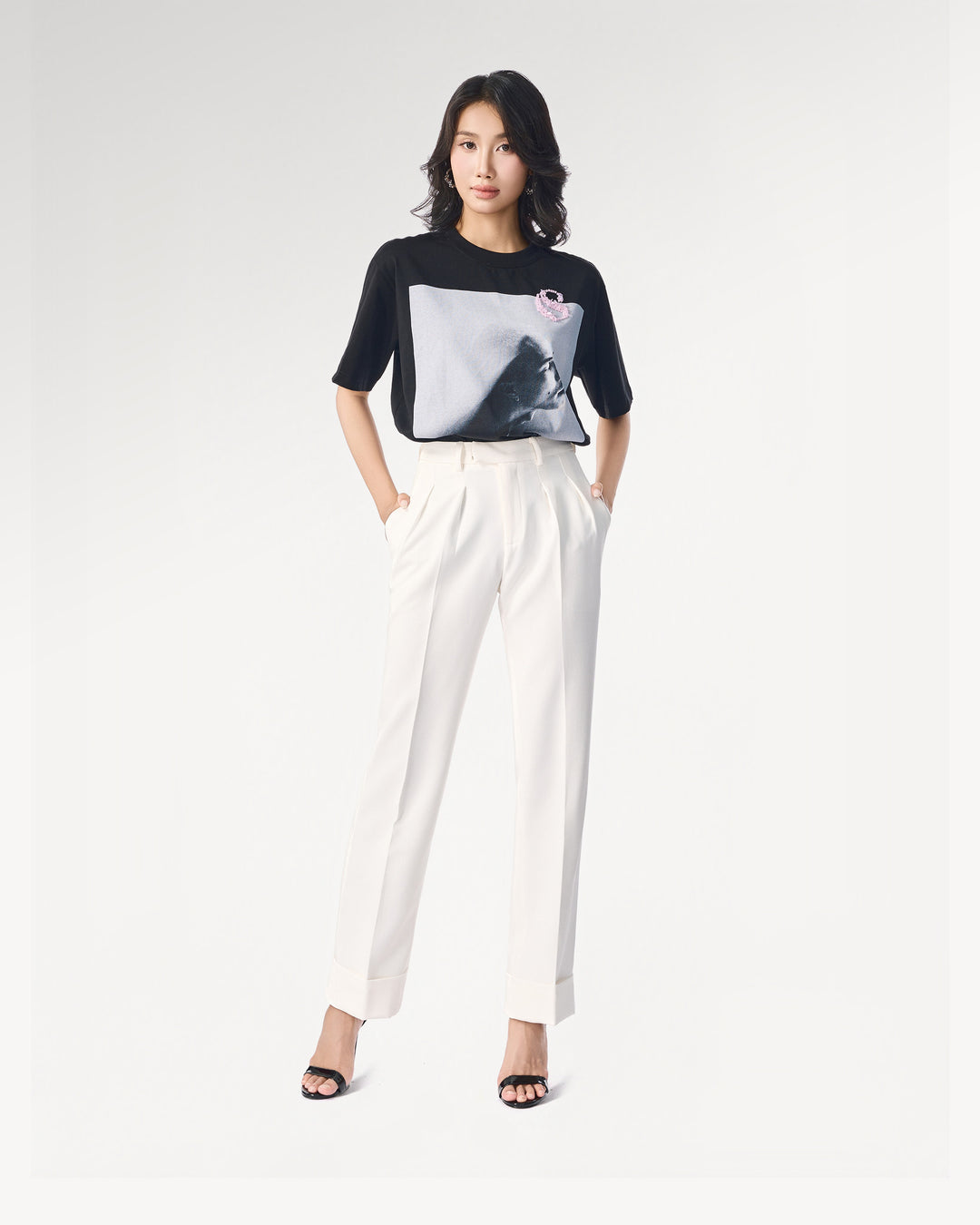 Quần xếp ly White Muse